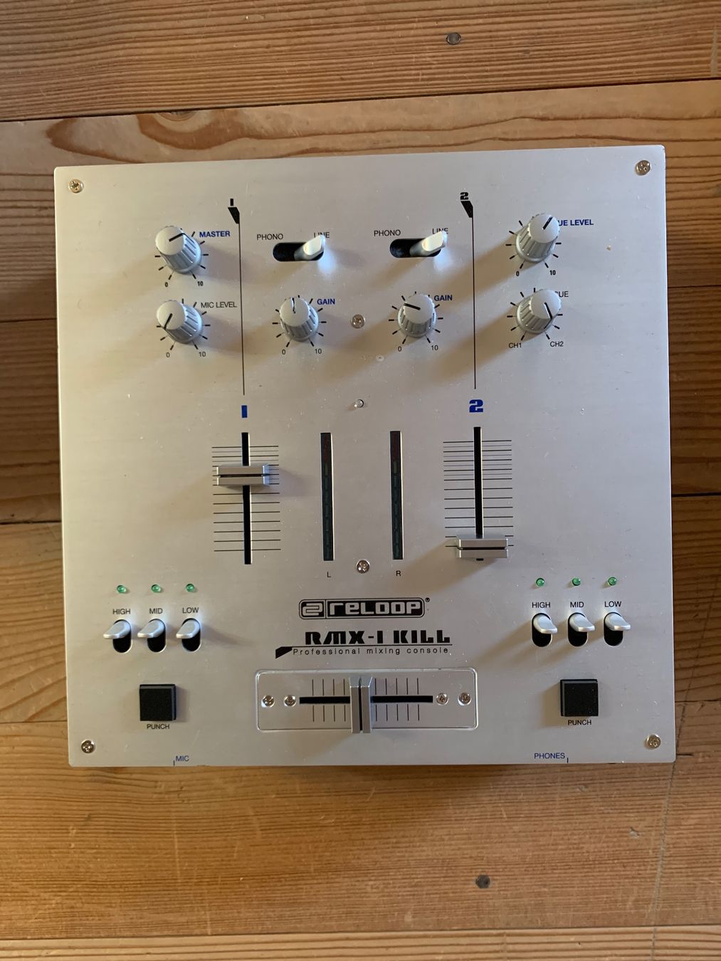Reloop Console di mixaggio: DJ Mixer "Reloop RMX-2 KILL" – Usato da Zürich venduto da dam_6brk