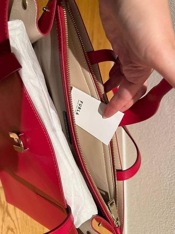 Furla Sacs femmes: Furla Tasche – D'occasion à Seuzach par Cathrine04 3