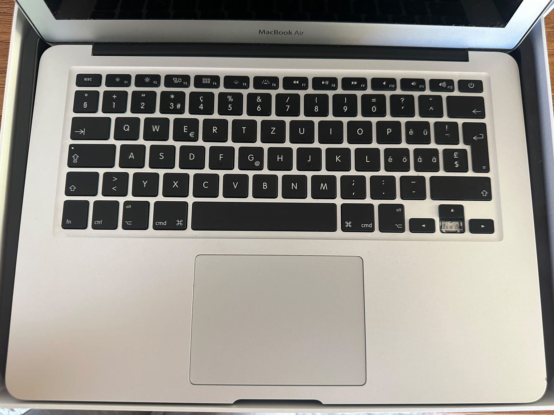 Apple Notebooks: Macbook Air – Gebraucht aus Tennwil von juupydu 3