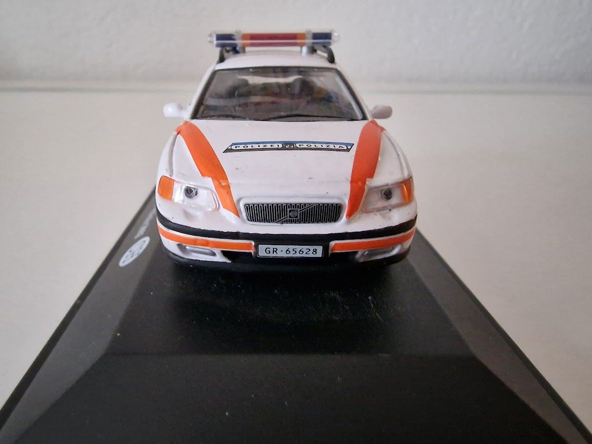 Volvo Modellini d'auto: Volvo V70 - Cararama - 1:43 – Usato da Auenstein venduto da Atomium 1