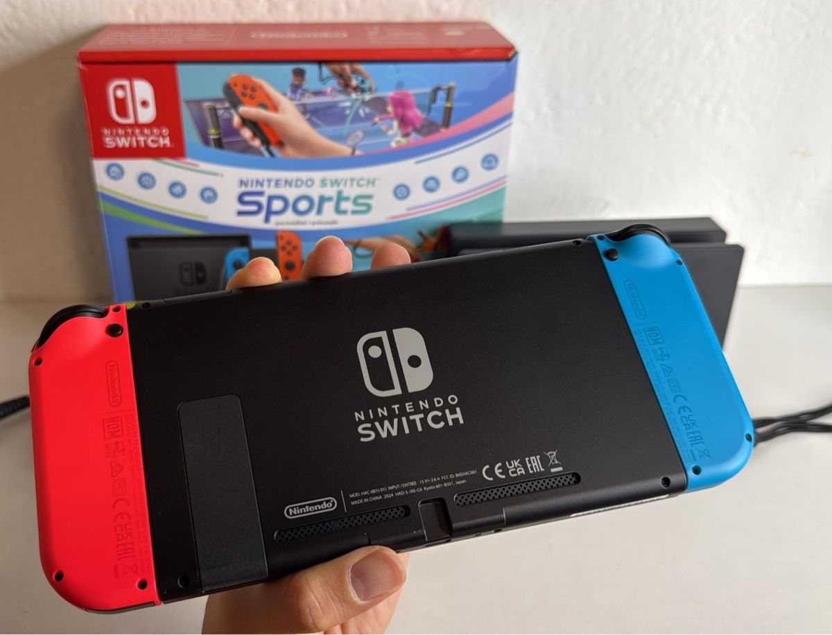 Nintendo Console: Nintendo Switch Console - Good Condition 🎮 – Usato da Ehrendingen venduto da bubulence 2