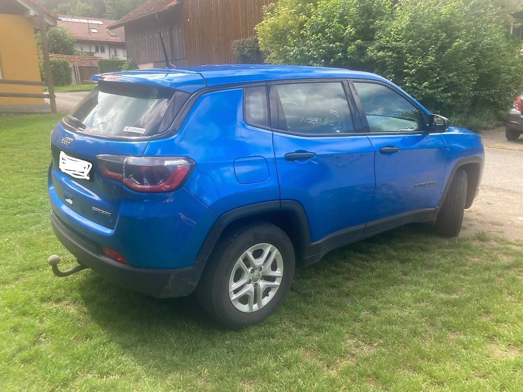 Autos: Jeep compass  – D'occasion à Seigneux par Gauthier15 2