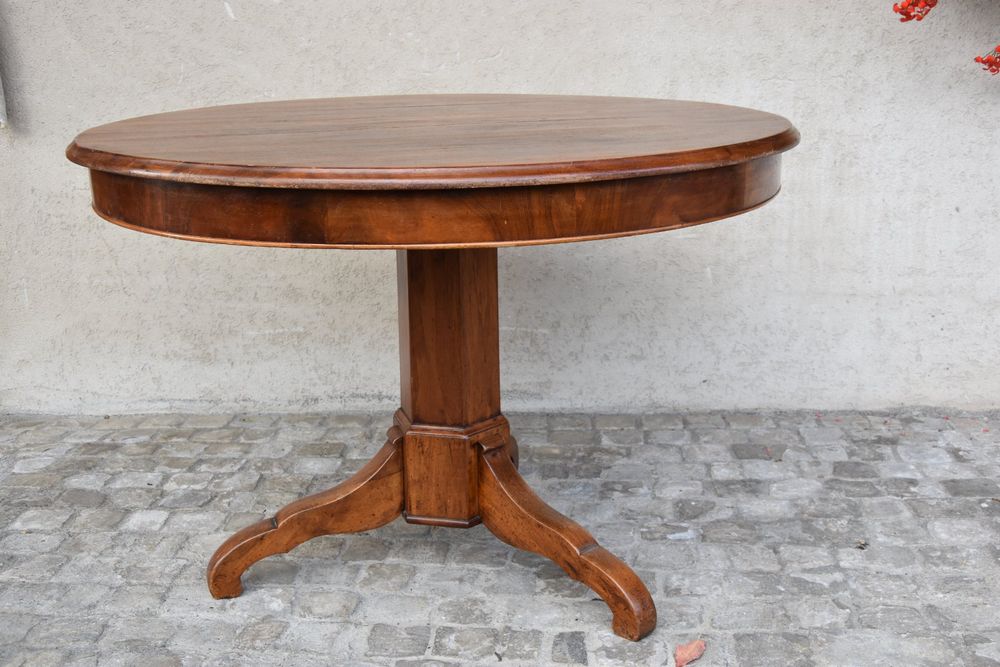 Runder Vintage Tisch/Holztisch - Antik Stil (Gebraucht) in Reinach AG ...
