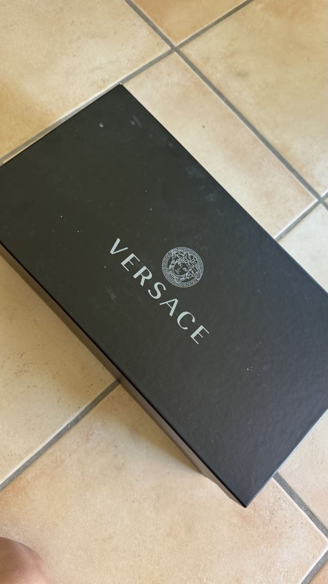 Versace Herrenschuhe: claquette versace noir – Gebraucht aus Lonay von nei_79jc 5