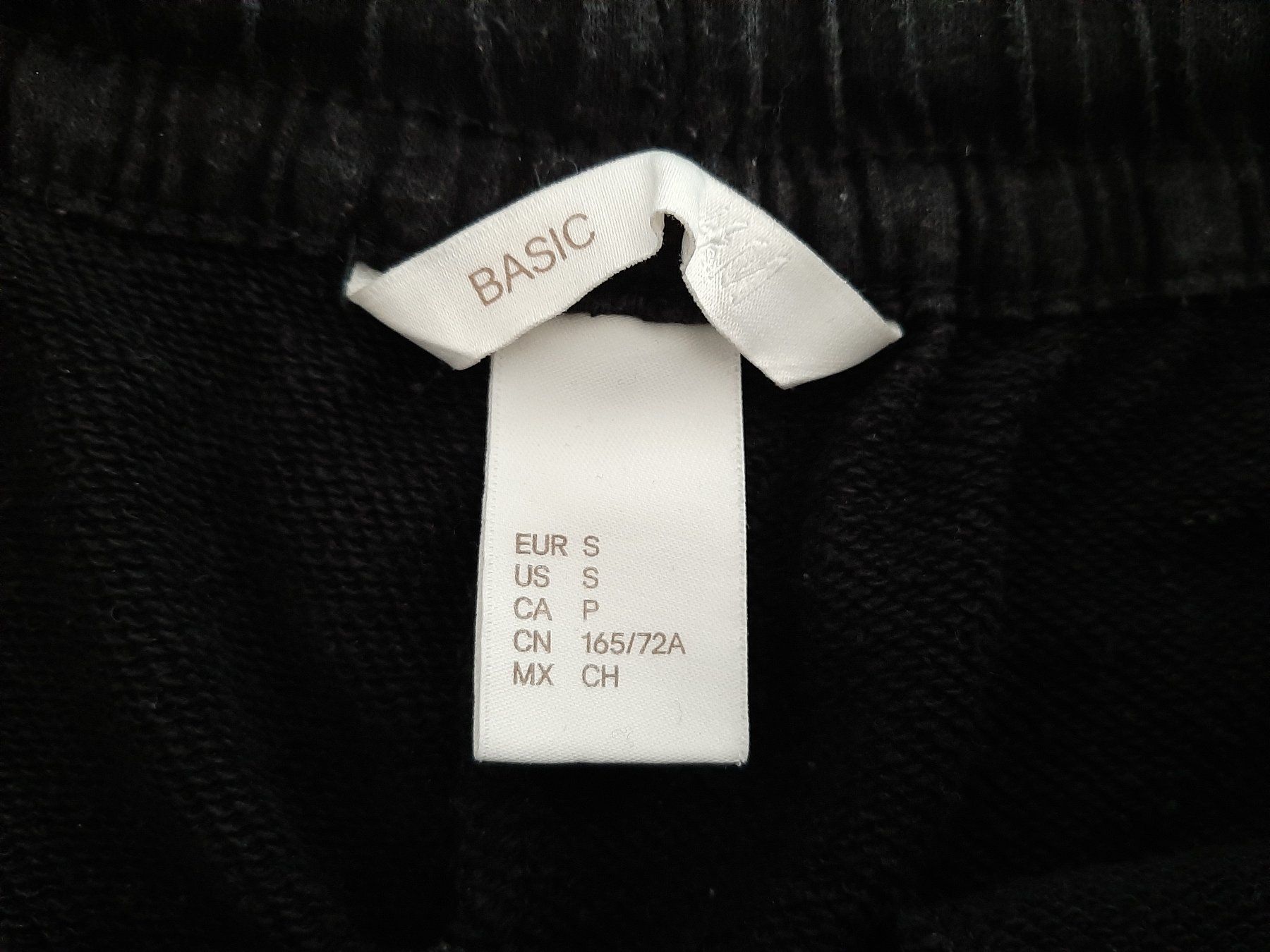 H&M Pantaloni: Kurze Hose schwarz, Basic H&M, Gr. S – Usato da Menziken venduto da Rien1 7