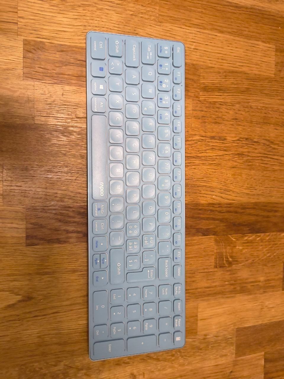 Rapoo Tastiere: Rapoo E9700M Multi-mode Wireless Tastatur – Usato da Zürich venduto da RaphRaph11