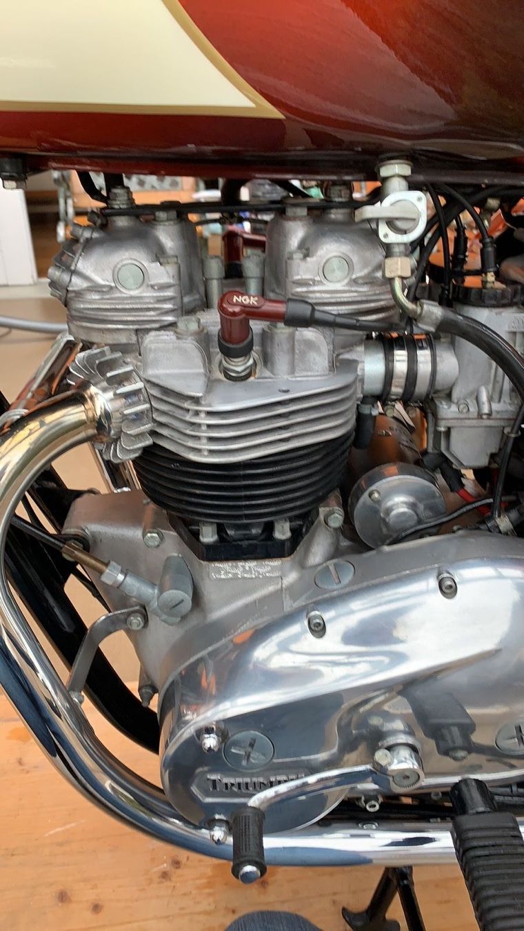 Strada: Triumph T 140 ES – Usato da Schlieren venduto da Kristina0 9