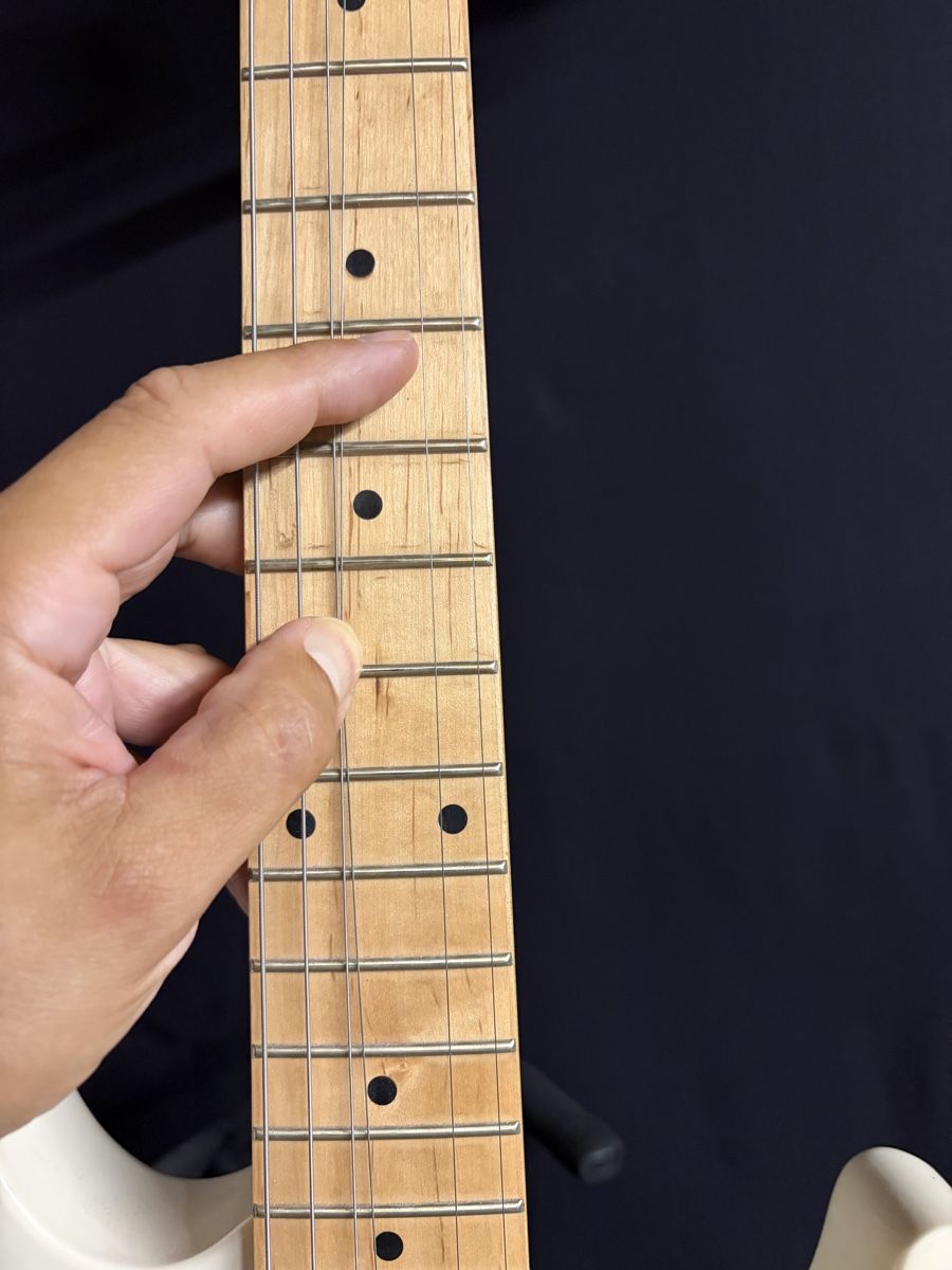 Ibanez Strumenti musicali: Ibanez Gio White – Usato da Riehen venduto da Pnewyork 3