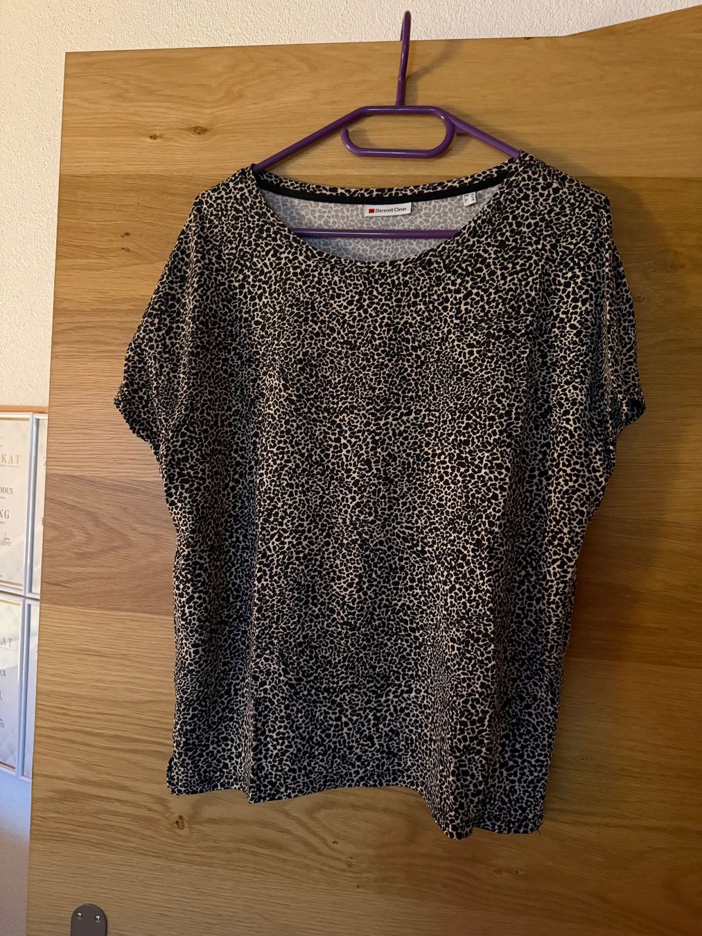 T-shirt: Street One T-Shirt neu – Nuovo (secondo la descrizione) da Unterlangenegg venduto da shakeschessi01 2