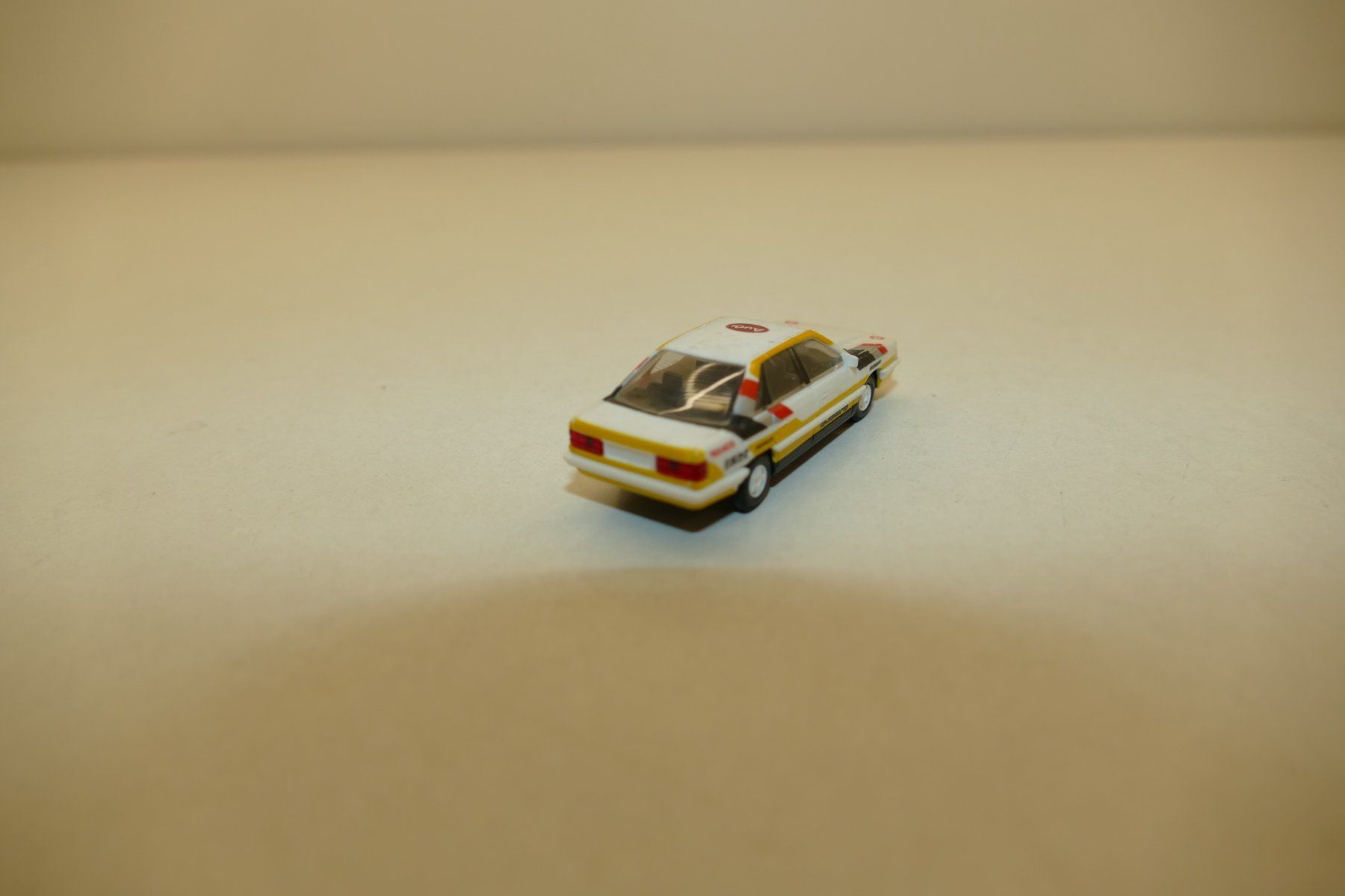 Rietze Modellini d'auto: Rietze 1:87: Audi 200 – Nuovo (secondo la descrizione) da Niederhasli venduto da Flash32 2