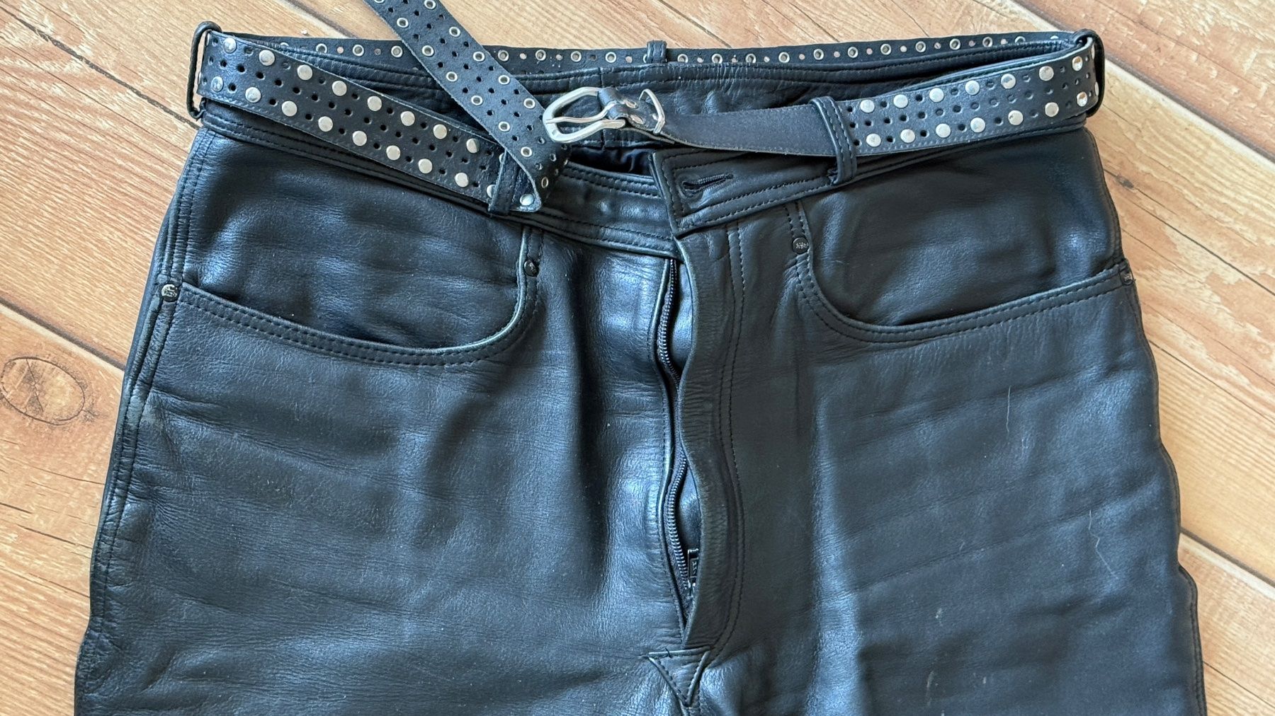 IXS Pantaloni: Motorrad / Leder Hosen IXS  Gr 58 – Usato da Münsingen venduto da kanasawa 1