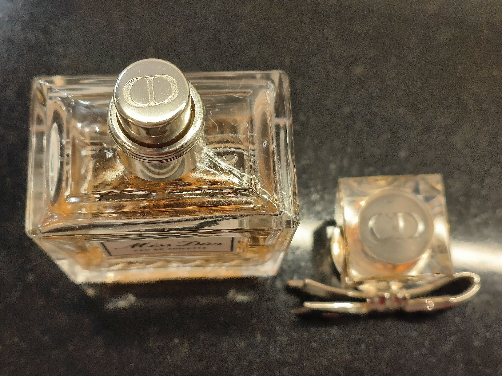 Dior Profumi & Eau de Toilette: Miss Dior EDT 50 ml – Usato da Carouge GE venduto da pro_8k9d 3