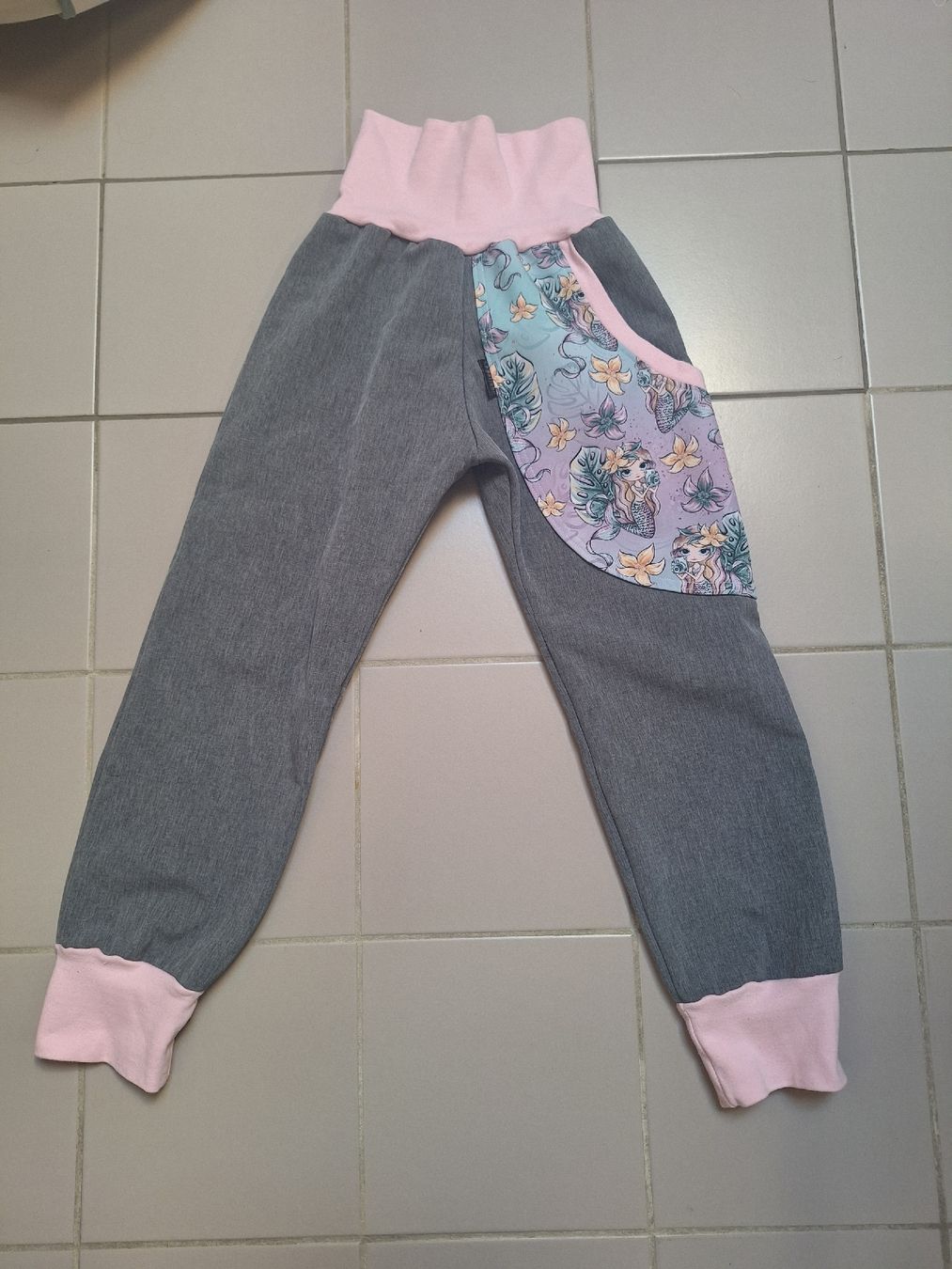 Pantaloni: Softshell Hose 104/110 – Usato da Sissach venduto da not_c2zq