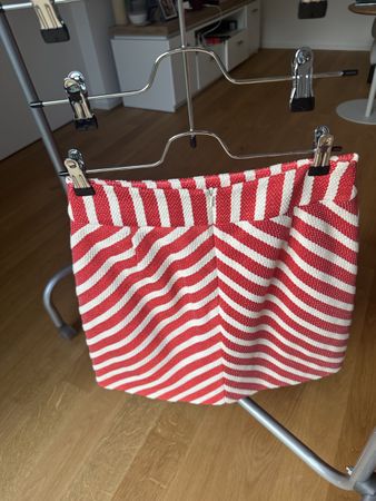 Karen Millen Red & White Striped Mini Skirt, Ideal Zustand