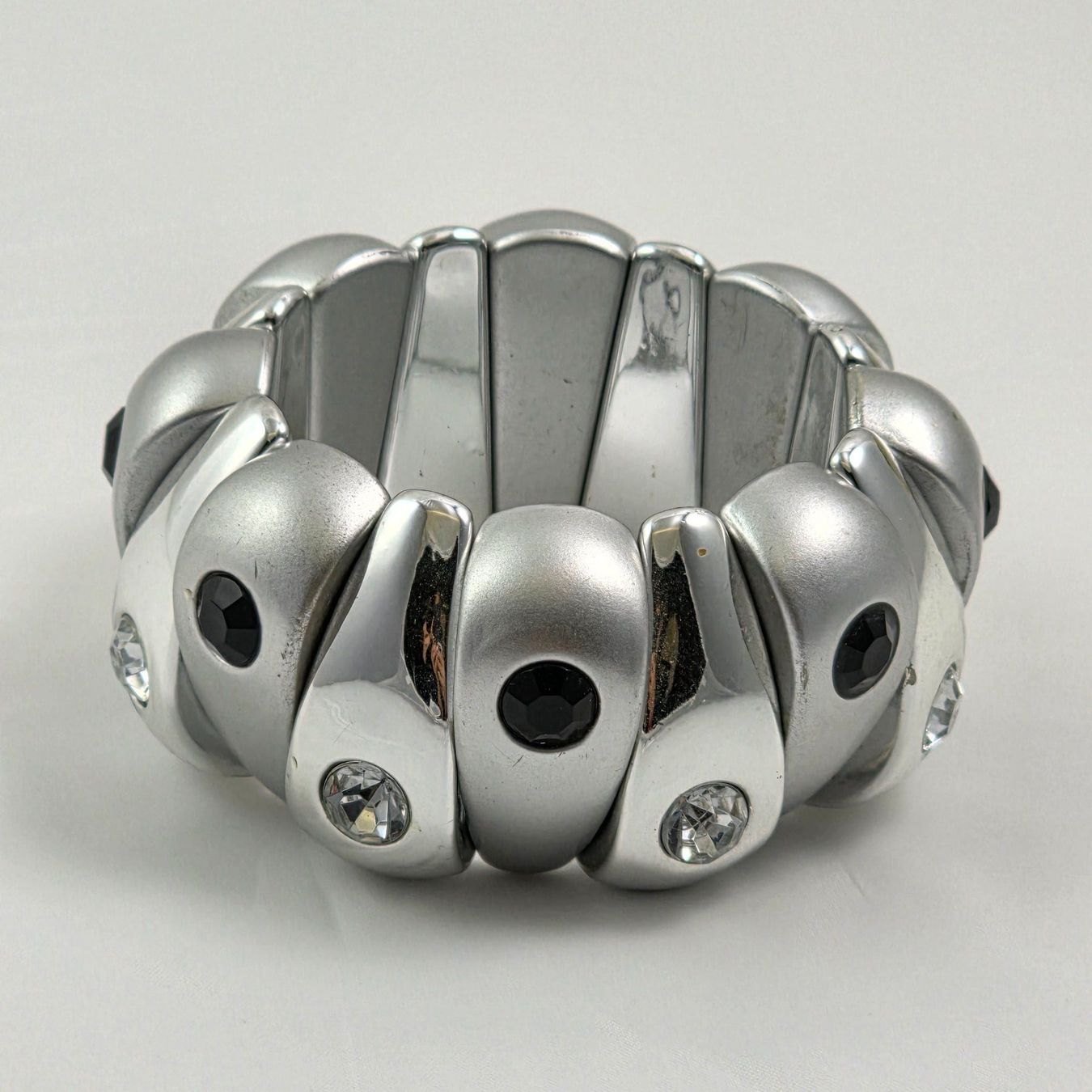 Bracciali & Braccialetti: Silberfarbenes Armband mit Strass - Modeschmuck, Top! 557 – Usato da Wald ZH venduto da Martin79 1