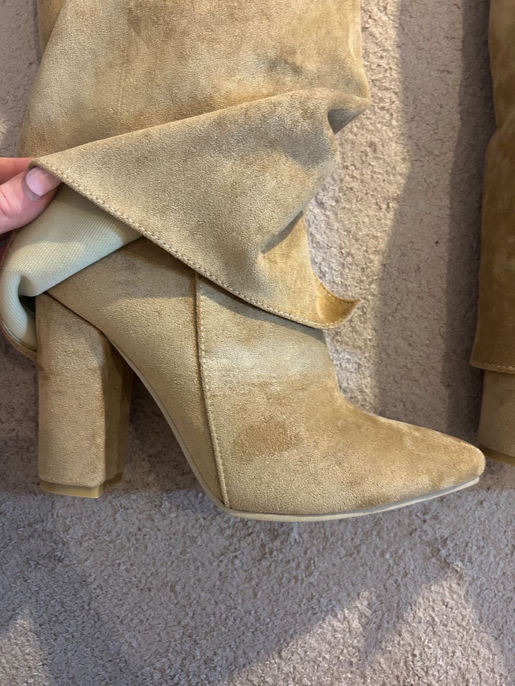 Scarpe da donna: Stiefel Überlappen Beige – Usato da Frauenfeld venduto da hannamaria29 2