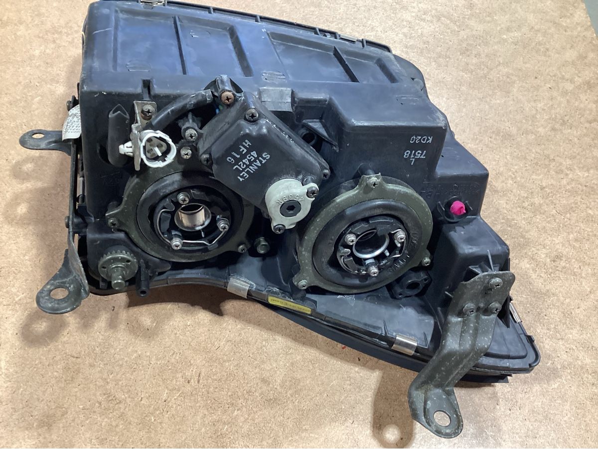 Mitsubishi Fari: Scheinwerfer zu Mitsubishi 3000GT – Usato da Reichenburg venduto da T864RX 1