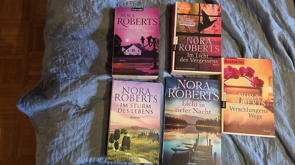 Livres: Nora Roberts Bücher – D'occasion à Rapperswil BE par Pooh13 2