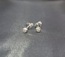 18 Karat 750 Weiss Gold Ohrstecker Mit Diamanten