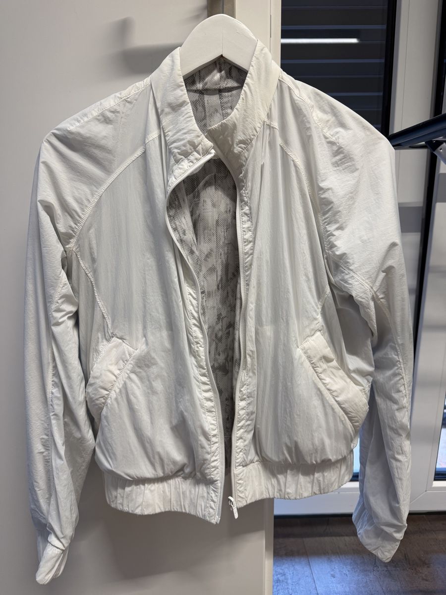 Lululemon Vestes: Lululemon Jacke  – D'occasion à Neerach par the_modern_mini