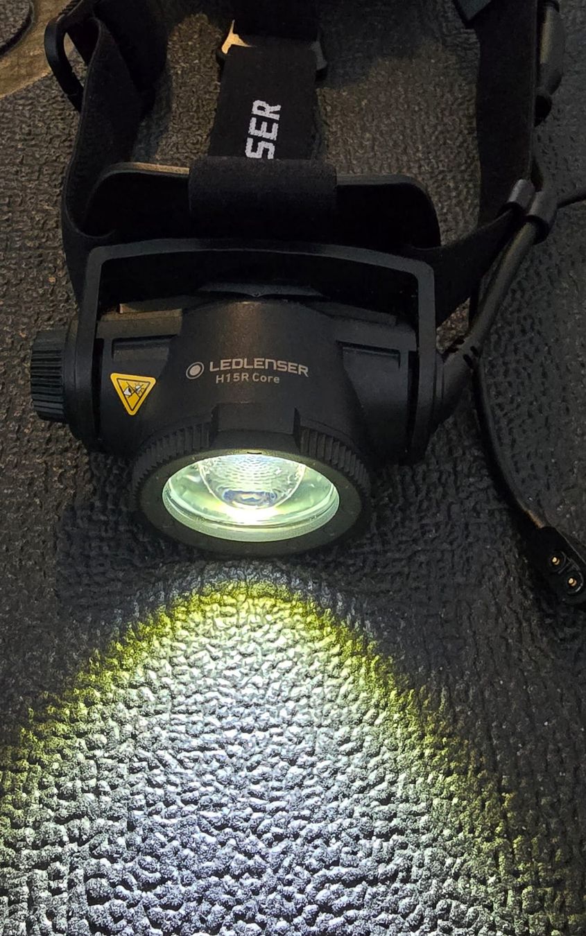 Ledlenser Lampade: Ledlenser H15 Core. Topzustand. – Usato da Urtenen-Schönbühl venduto da vok_qw7w 4