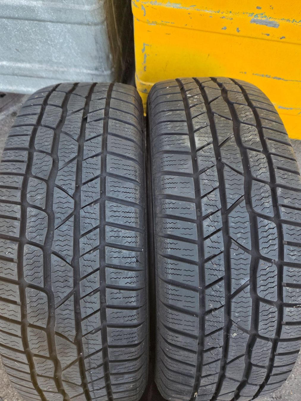 Continental Pneumatici & Ruote complete: 215 / 60 R 17 – Usato da Fischbach-Göslikon venduto da 5620BremgartenAG