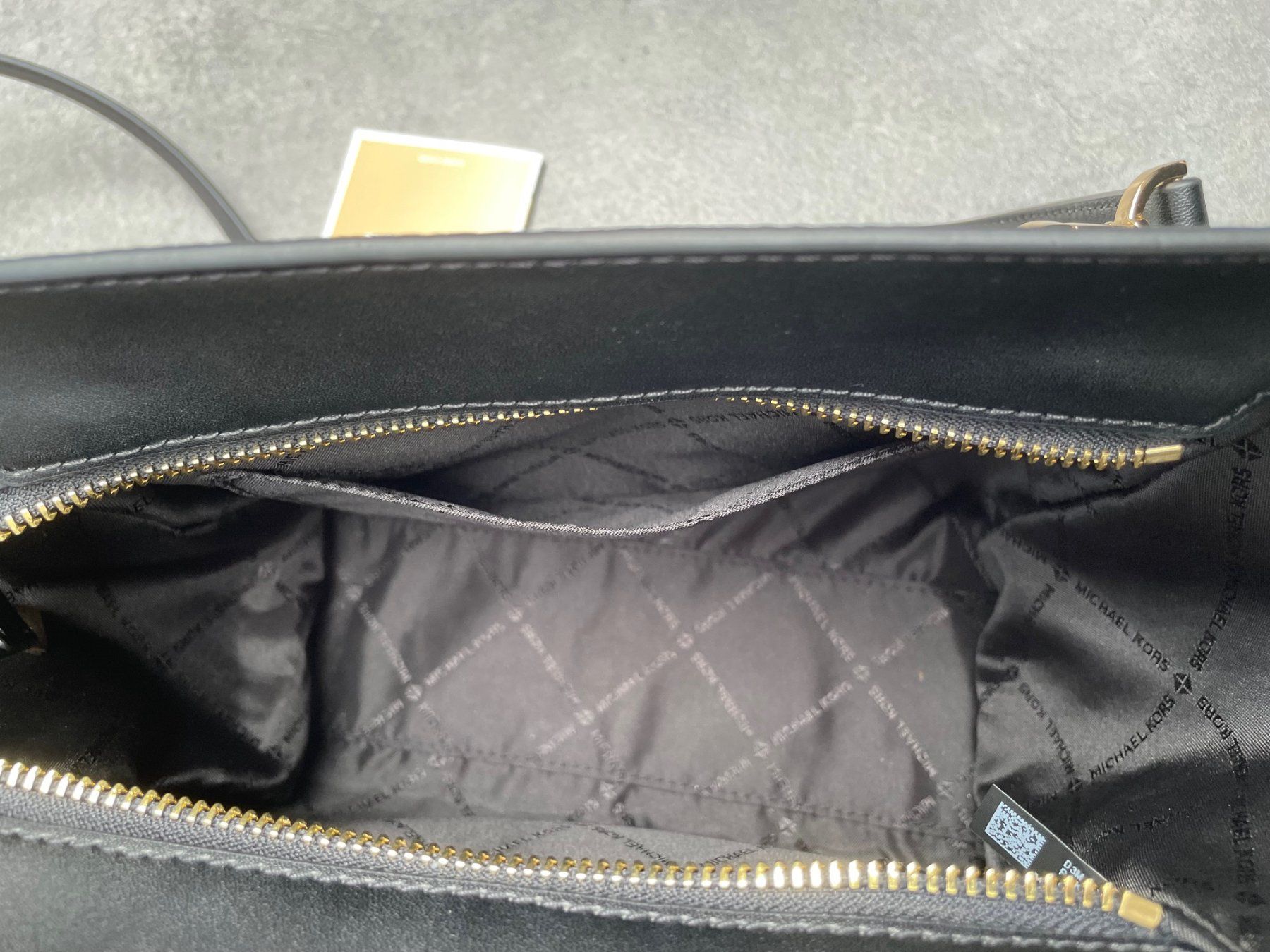 Michael Kors Borse da donna: MICHAEL KORS Handtasche FREYA schwarz, NEU – Nuovo e nell'imballaggio originale da Neftenbach venduto da RIB123456 4