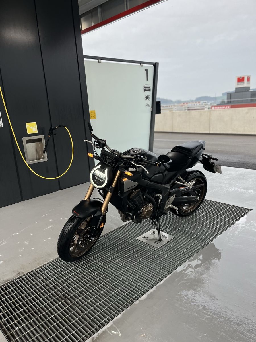 Honda Route: Honda Cb650r – D'occasion à Schmitten FR par noa_xpk2 1