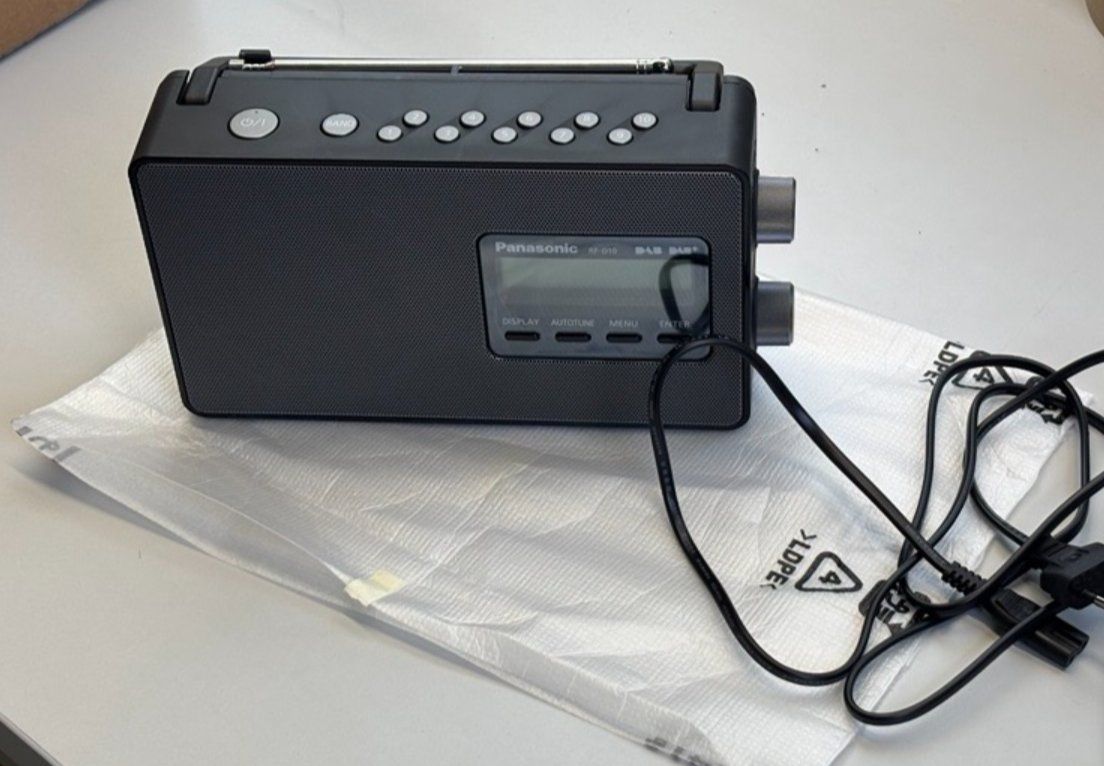 Panasonic Radios: Panasonic DAB RF-D10 Radio – Gebraucht aus Gossau SG von ALehmannElektroAG 1