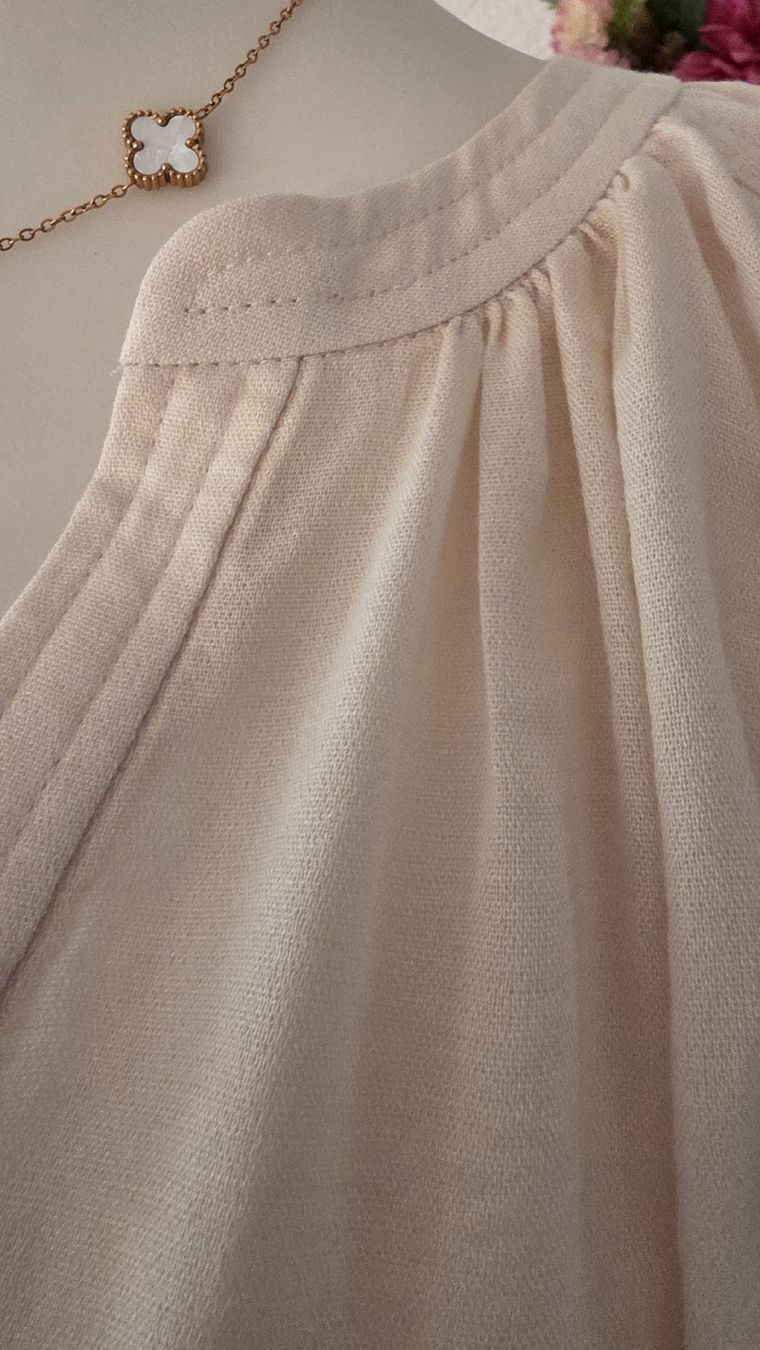 Cream Vestiti: Neu Cream Maxi Dress Size M  – Nuovo (secondo la descrizione) da Klingnau venduto da fairy.princess 4