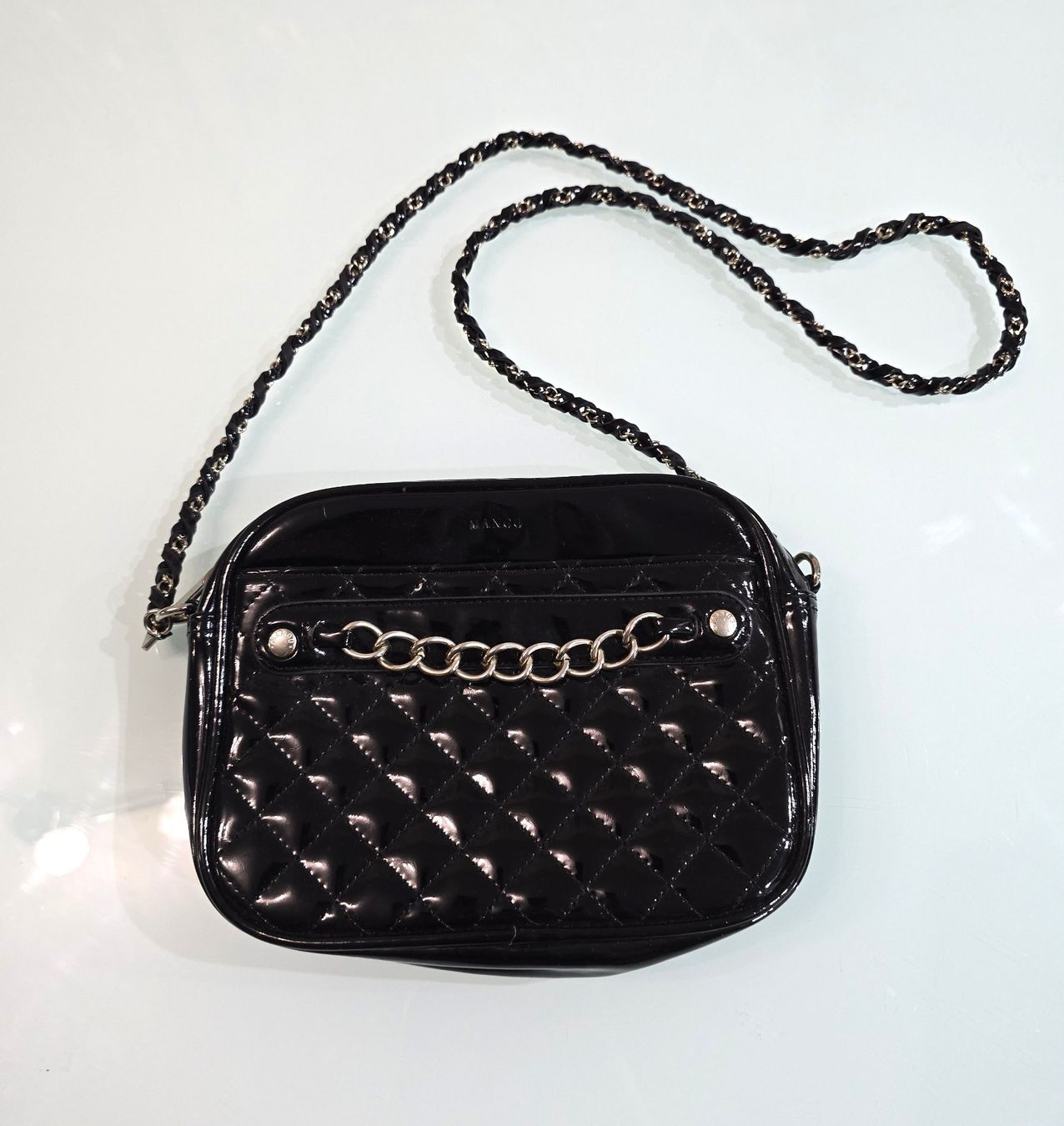 Mango Taschen für Damen: Mango Damen Tasche Umhängetasche schwarz – Gebraucht aus Oetwil an der Limmat von dhantal