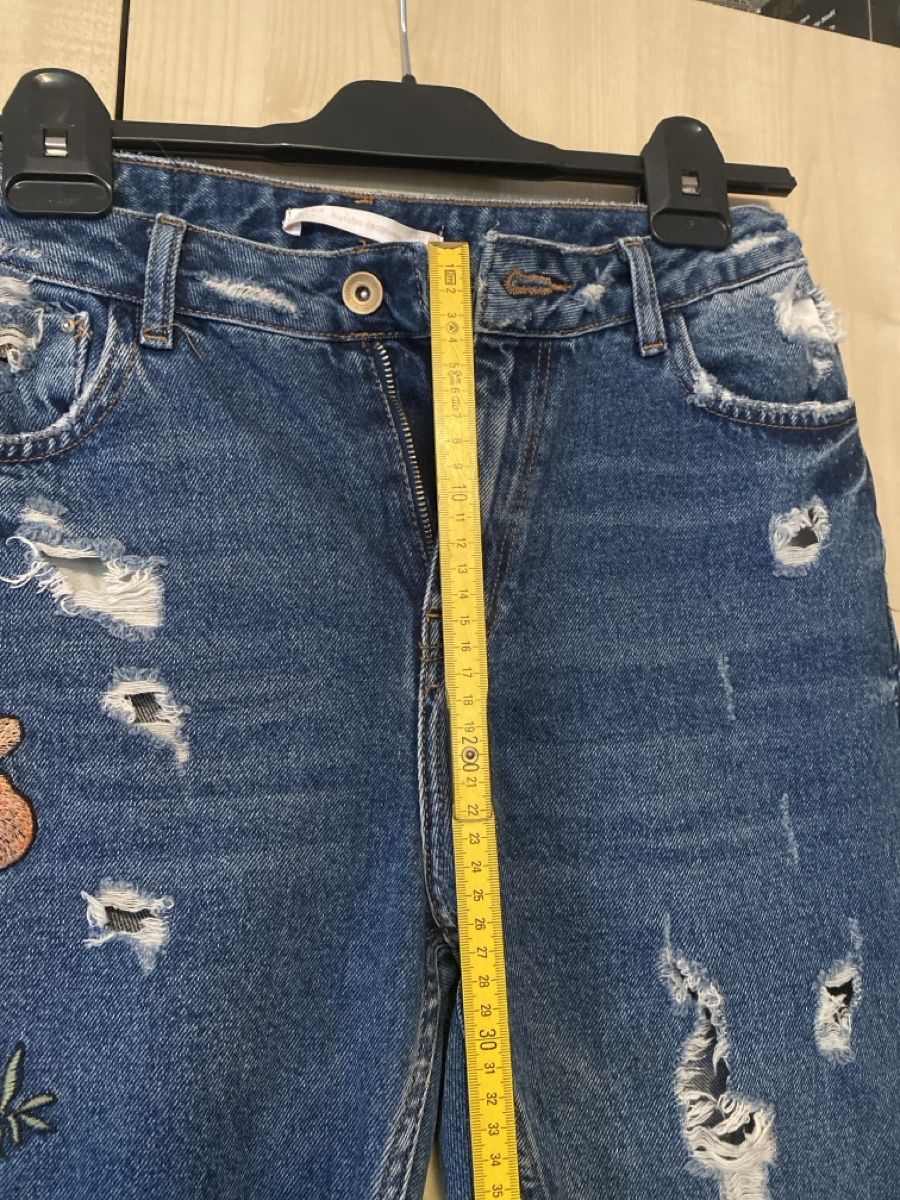 Zara Jeans: Jeans mit Blumenstickmuster Gr. 36 – Usato da Gränichen venduto da cat_lady 5