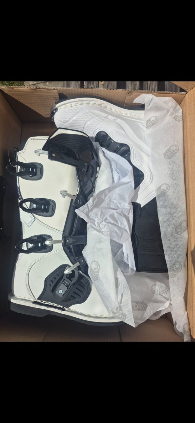Herrenschuhe: Raven Motocrossstiefel Gr.43 – Gebraucht aus Gibswil von Domi123456789 2