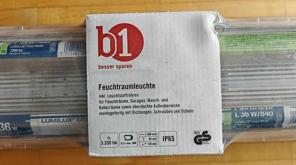 Lampadari & plafoniere: Feuchtraumleuchte IP65 mit 2x Leuchtstoffröhre 36W – Usato da Buchs AG venduto da bronkowsky