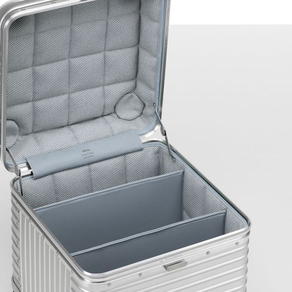 Vitra Hocker: VITRA x RIMOWA Stool Silver / Ice Blue Limited – Neu und originalverpackt aus Zürich von StarBurn 1