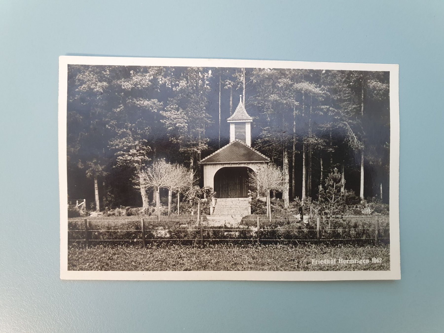 Cartes postales: 2 Postkarten, Ansichtskarten FRIEDHOF HERMRIGEN 1942 – Neuf (Voir description) à Aegerten par taxidermo 2