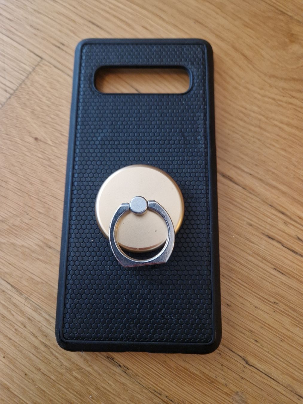 Samsung Telefoni cellulari / Smartphones: Samsung Galaxy S10 Hülle Schwarz mit Ringhalter Top – Usato da Sursee venduto da saj_5rfk