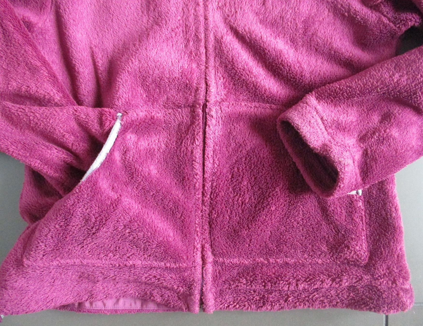 C&A Giacche & Cappotti: kuschlige Jacke Gr. 146 / Übergangsjacke – Usato da Jona venduto da Loki40 3