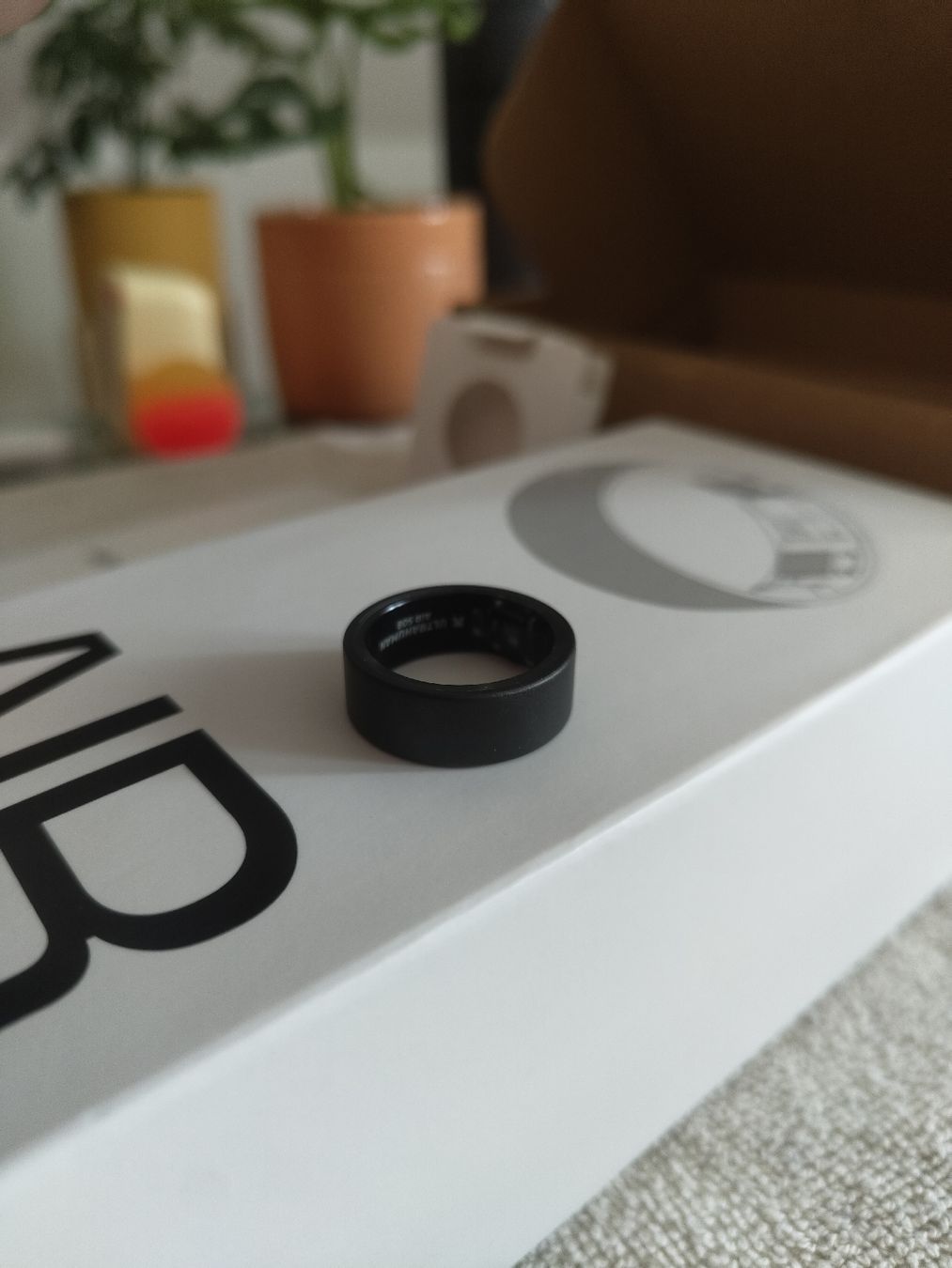 Anelli: Ultrahuman Ring Air size 8 – Usato da Zürich venduto da alb_2d9f 2