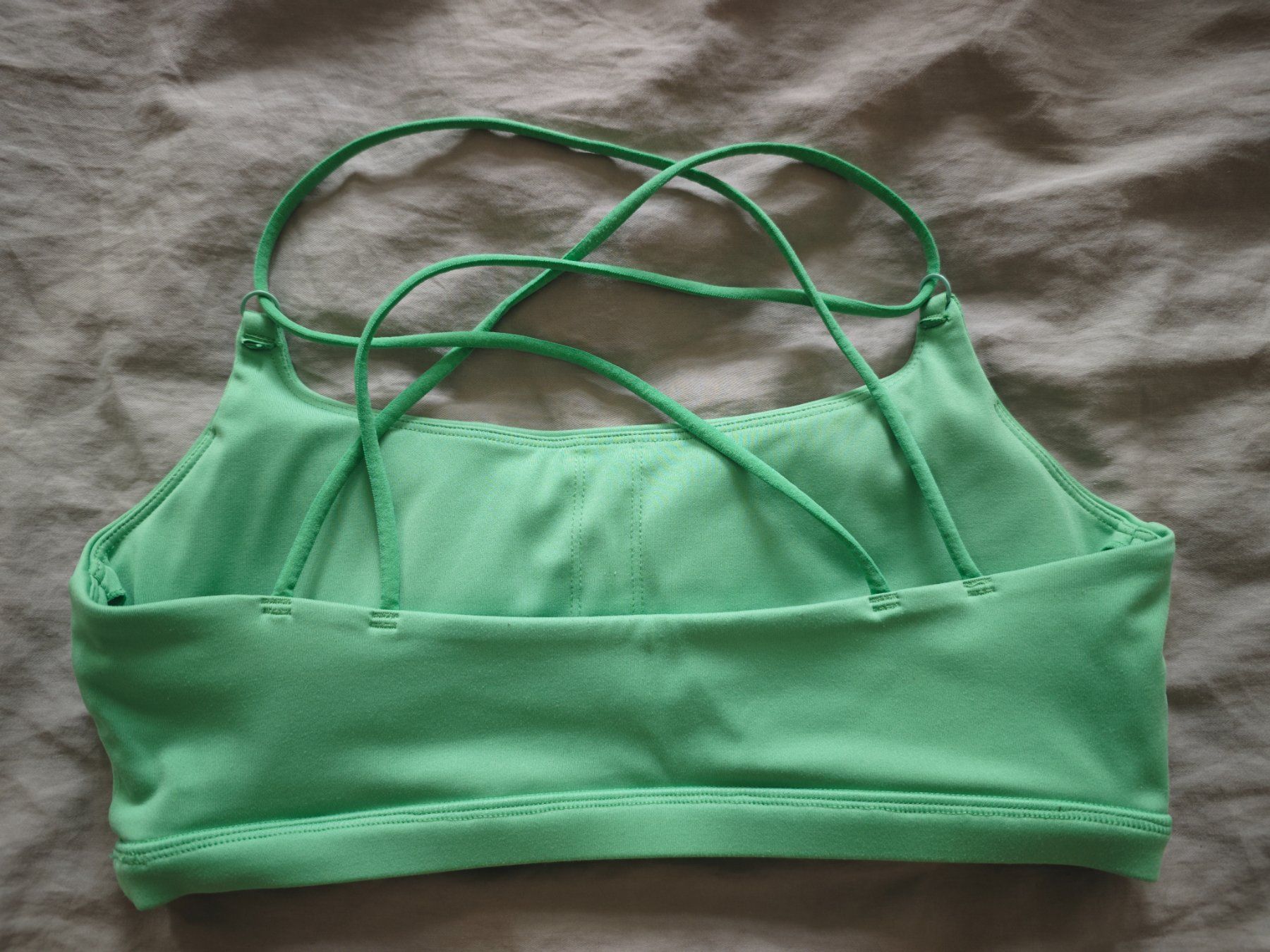 Oner Active Autres dessous: ONER Active Everyday Cross Over Bralette M – D'occasion à Zürich par Kybele25 1