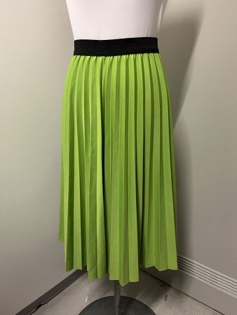 Hübscher Rock mit dehnbarem Bund, Gr. M/L, NEU, NP 69.-