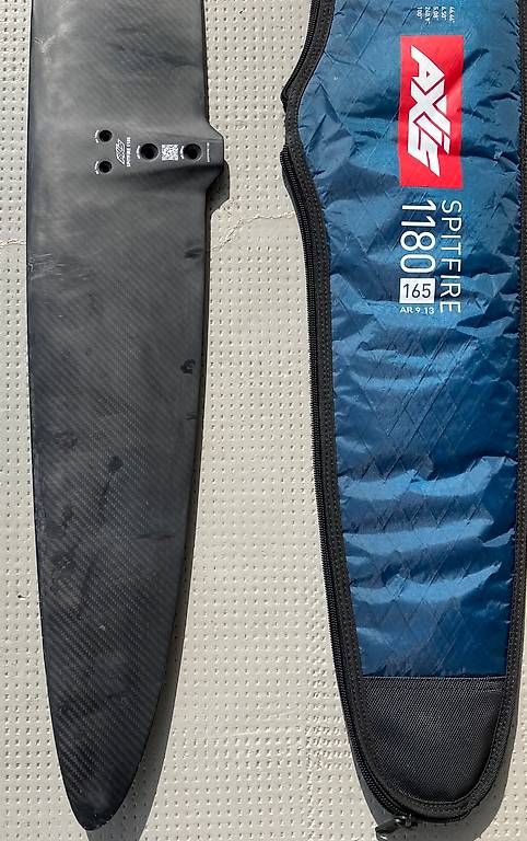 Axis Tavole da surf e di nuoto: AXIS SPITFIRE 1180 aile avant foil – Usato da Versoix venduto da pas_7hh7 2