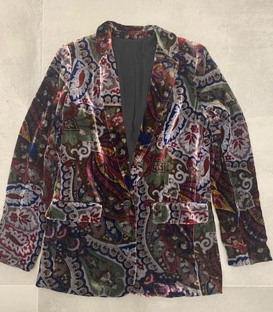 Blazer en velours de Zara. T.38