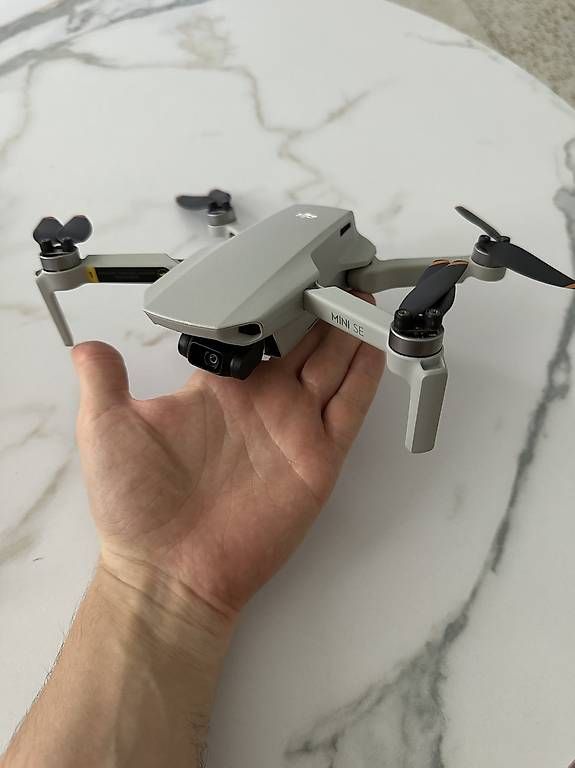 DJI Modellismo RC: Drone DJI Mini SE kit complet – Usato da Lausanne venduto da yoz_csv2