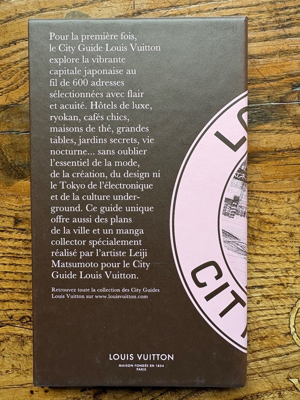 Libri: Louis Vuitton city guide - Tokyo – Usato da Zürich venduto da albertg31 1