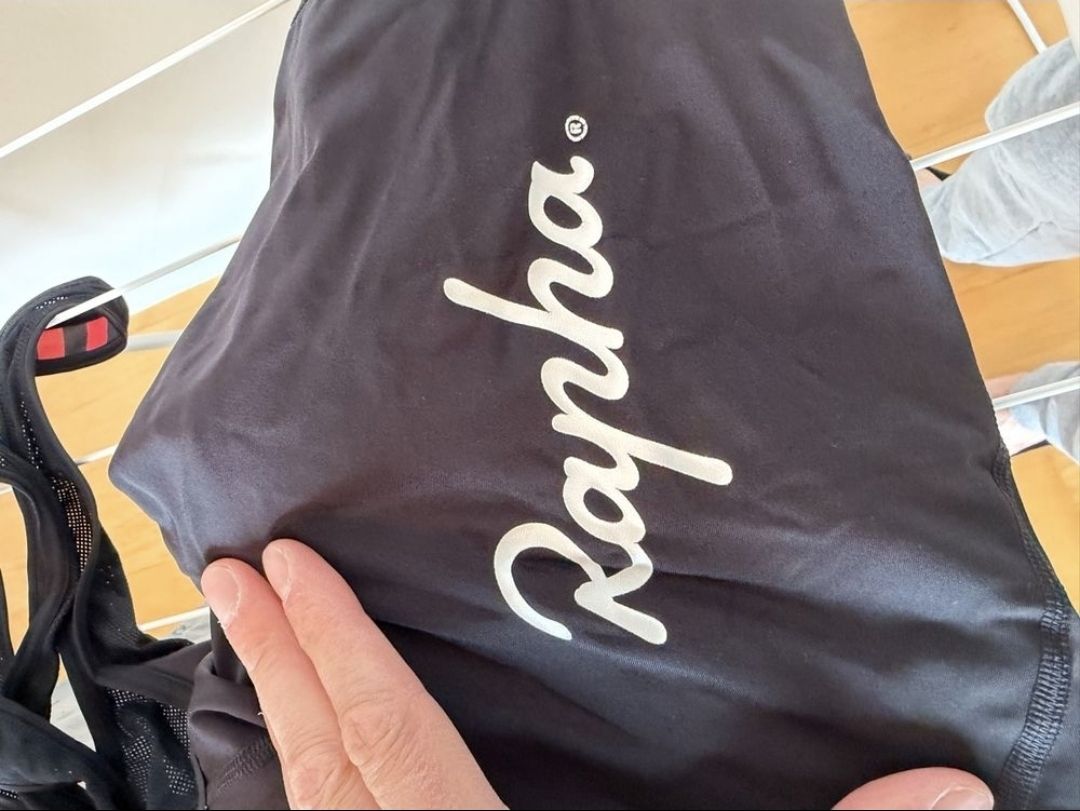 Rapha Pantaloni: Rapha Team Sky Wiggins Bib Shorts M – Usato da Volketswil venduto da dom_9qdh 3