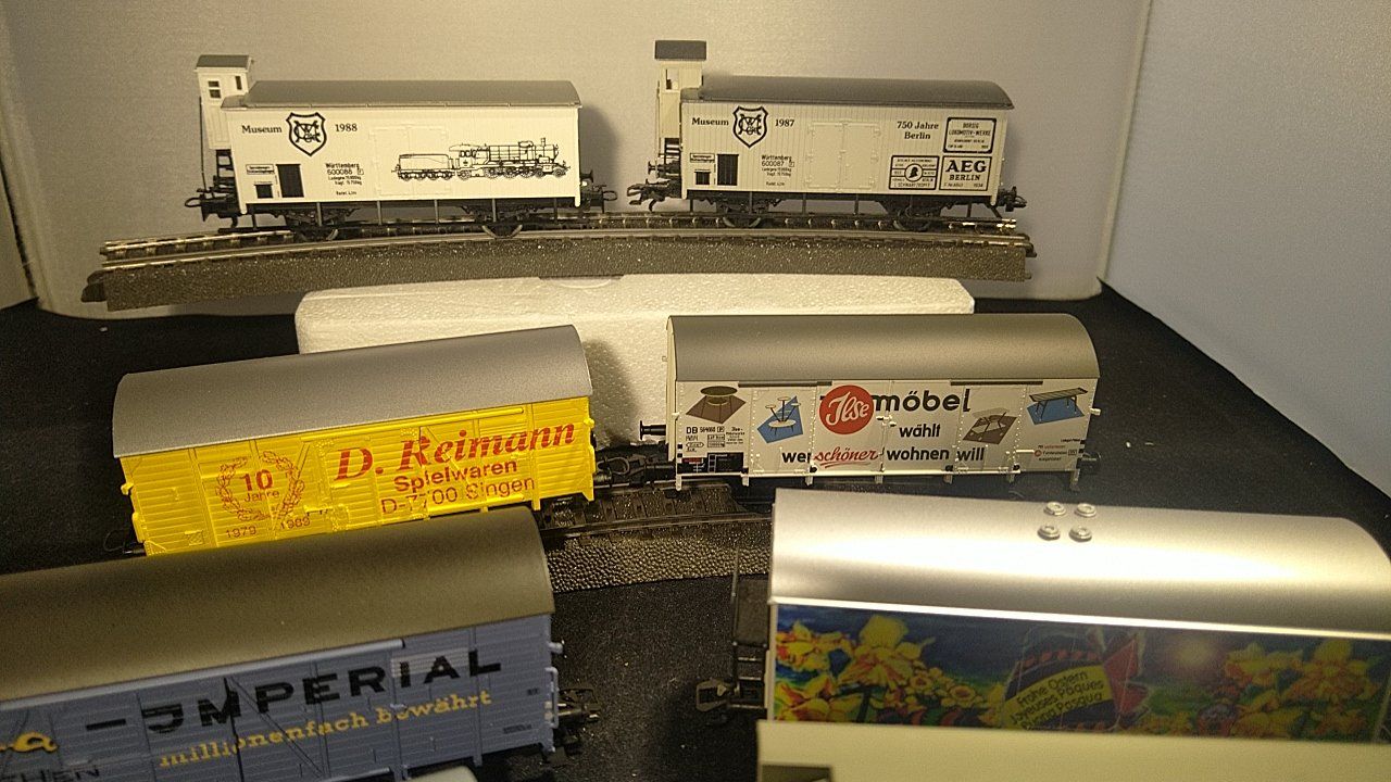 Modellini di ferrovie: Güterwagen Diverse 9 Stück – Usato da Uster venduto da Regenwurm61 1