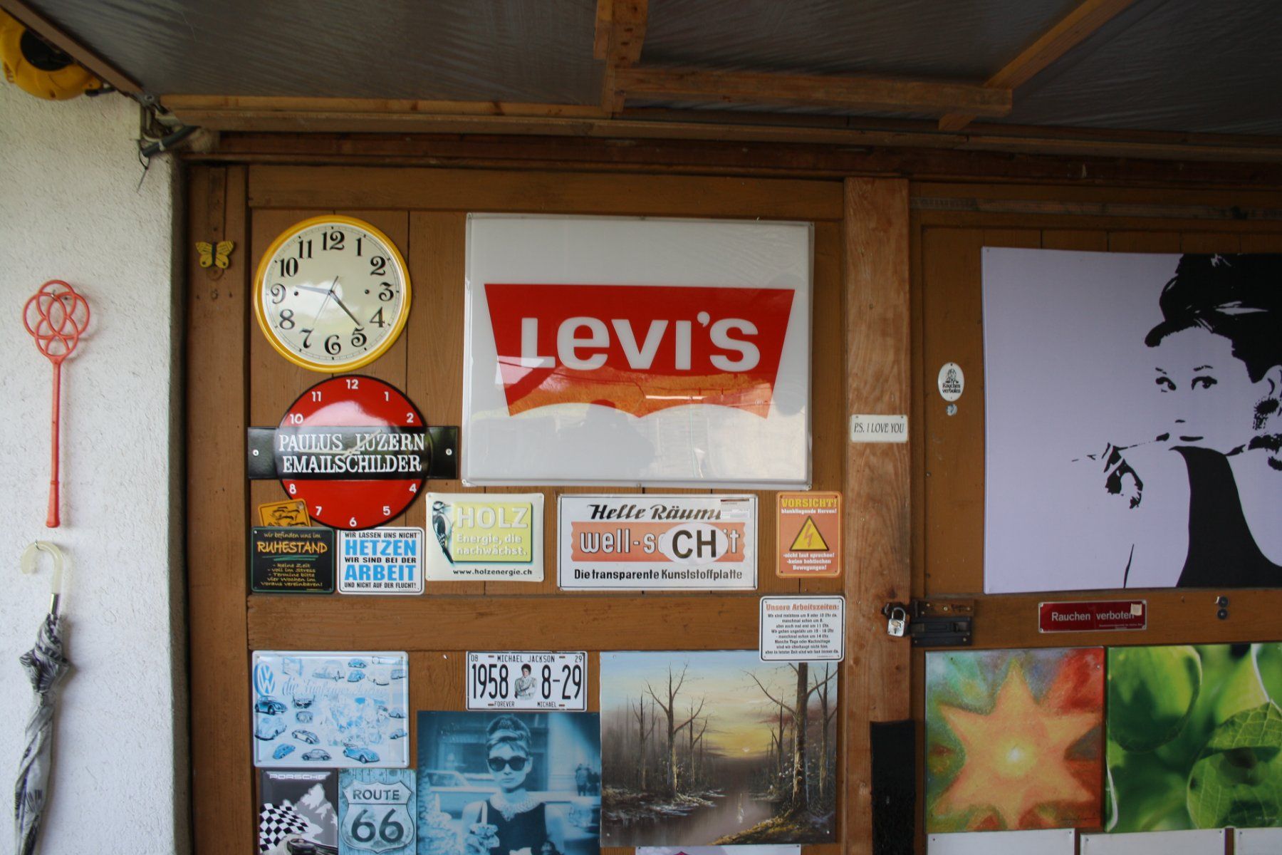 Levi's Schilder: LEVIS – Gebraucht aus Wauwil von Pneuedy 2