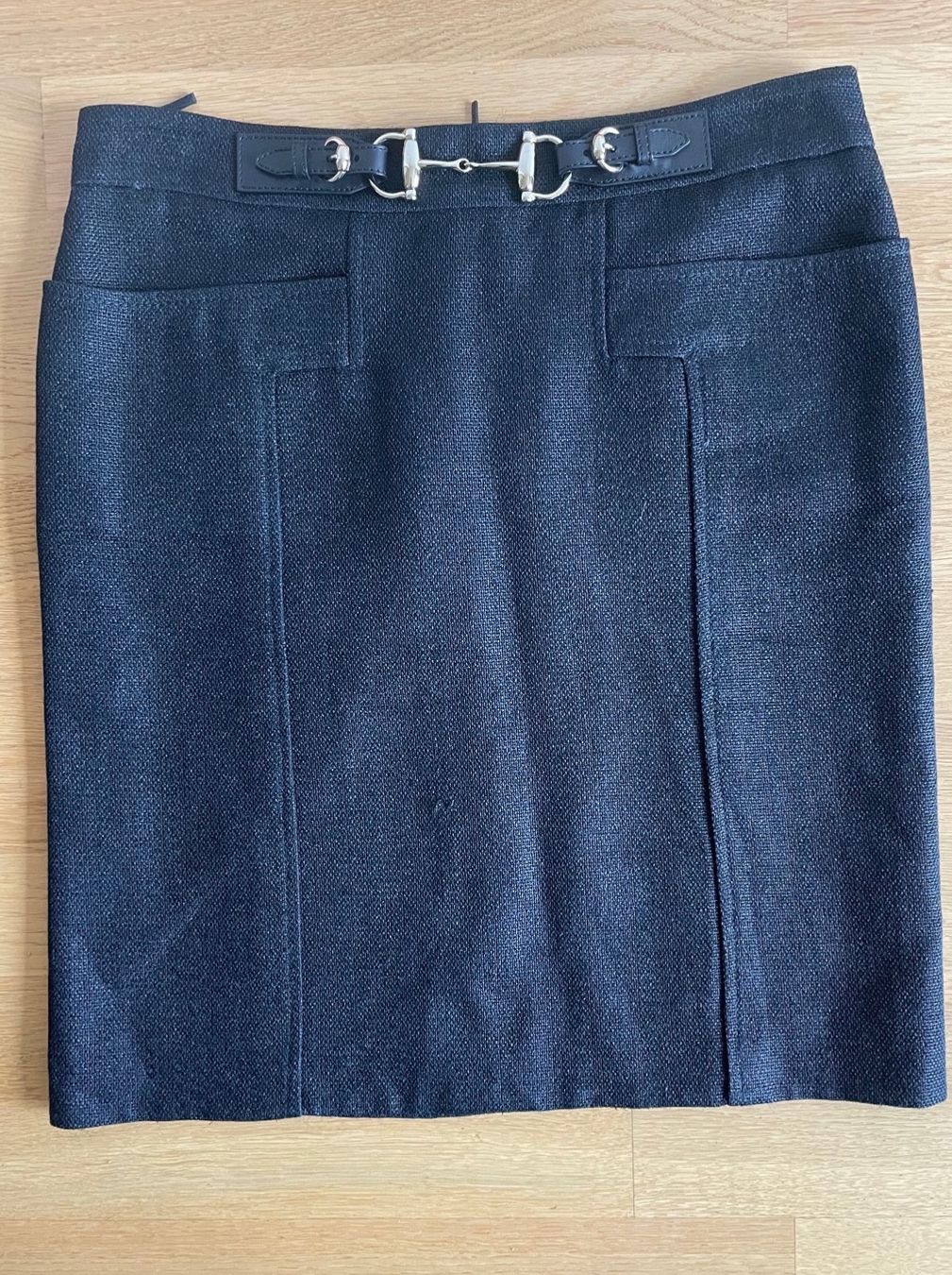 Gucci Gonne: Gucci black Skirt – Usato da zürich venduto da Ildiavolovesteprada