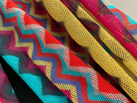 Schal / Foulard von Colora, 70cm x 180cm, NEU